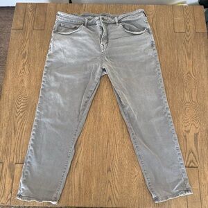 American Eagle “AirFlex+” Slim Straight Jeans – Grey Wash – Men’s 38x30